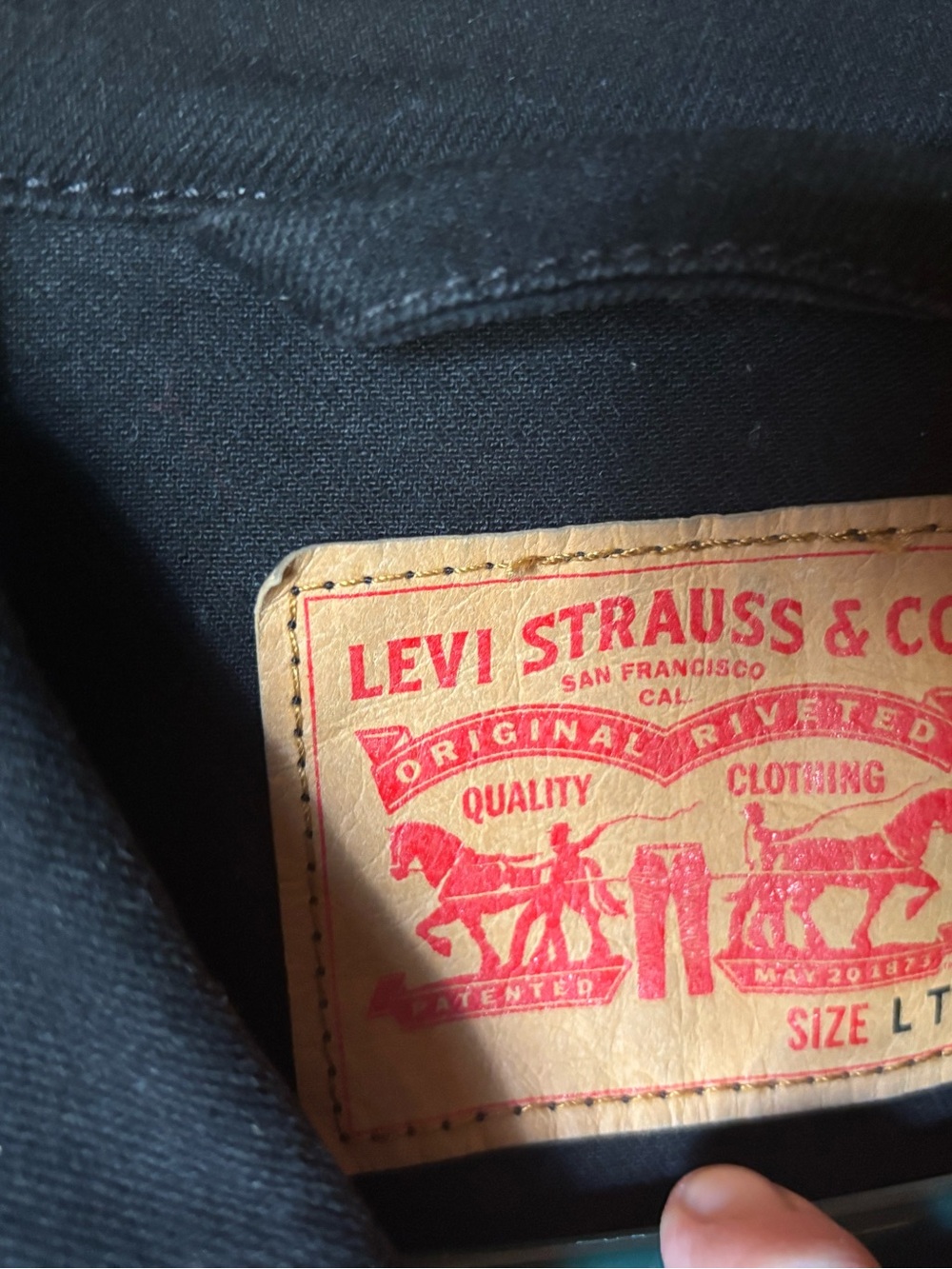 Levi’s Jean Jacket - Picture 3 of 3